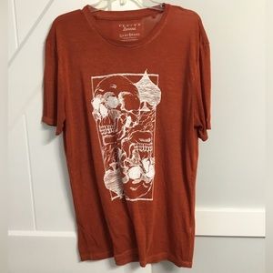 Lucky Brand Men’s Large Tee Shirt - Red with White Graphic